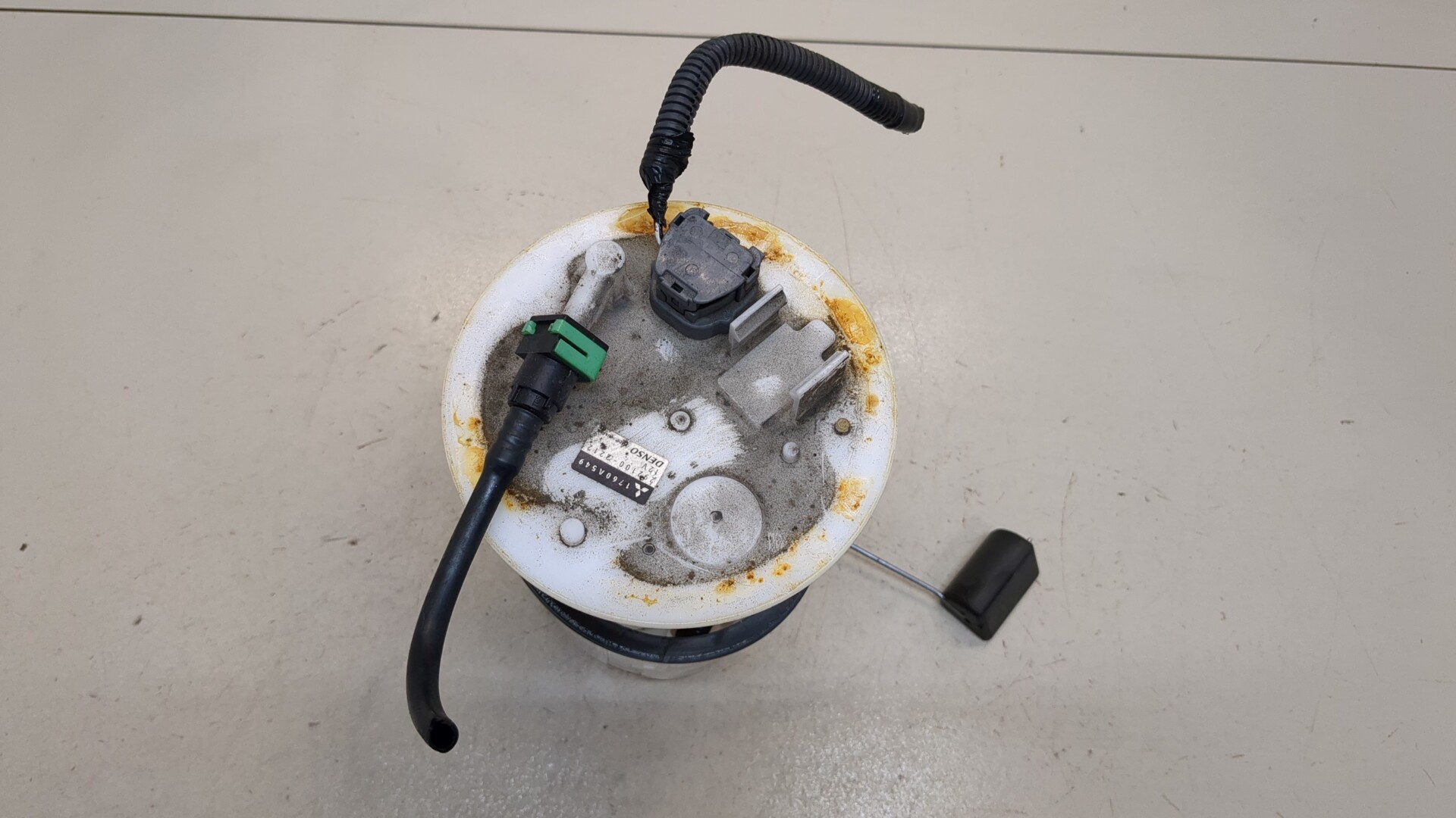 Насос топливный электрический