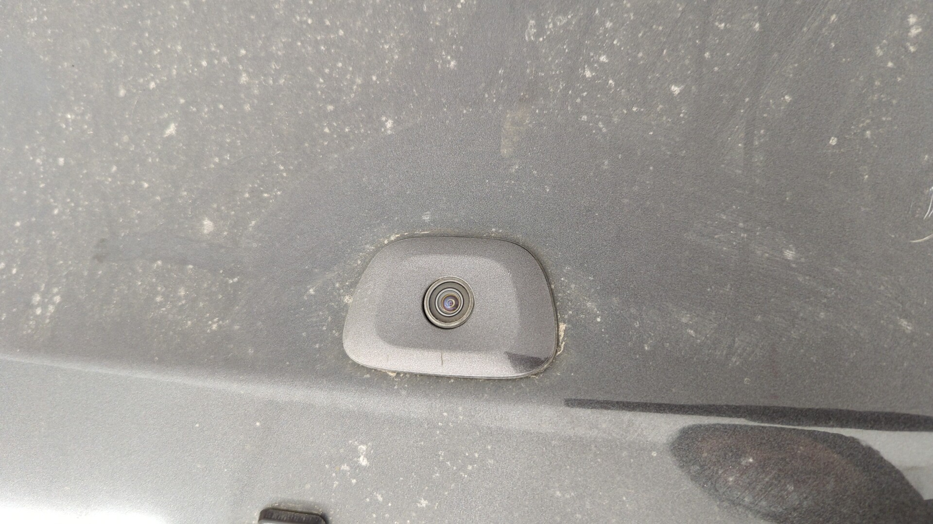 Дверь багажника