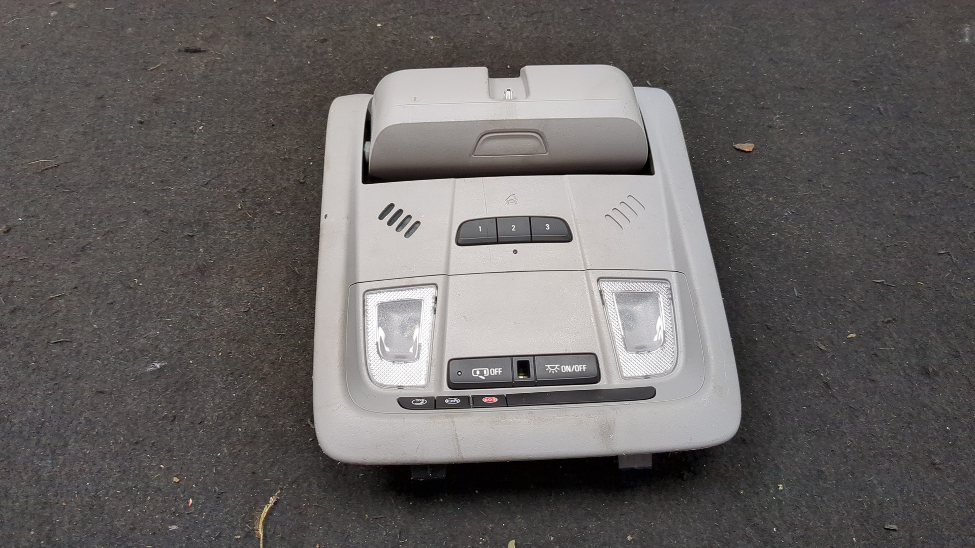 Плафон салонный