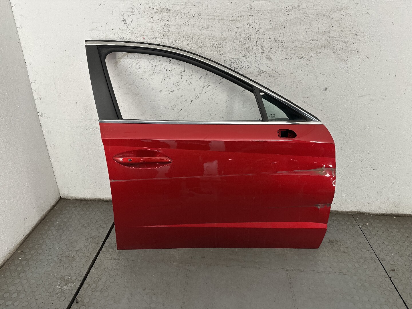 Дверь передняя правая