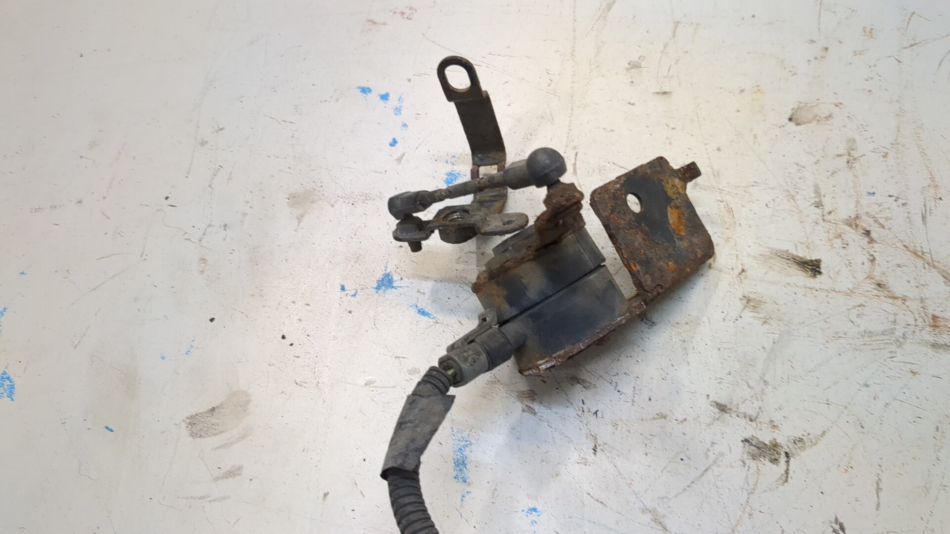 Датчик регулировки дорож. просвета