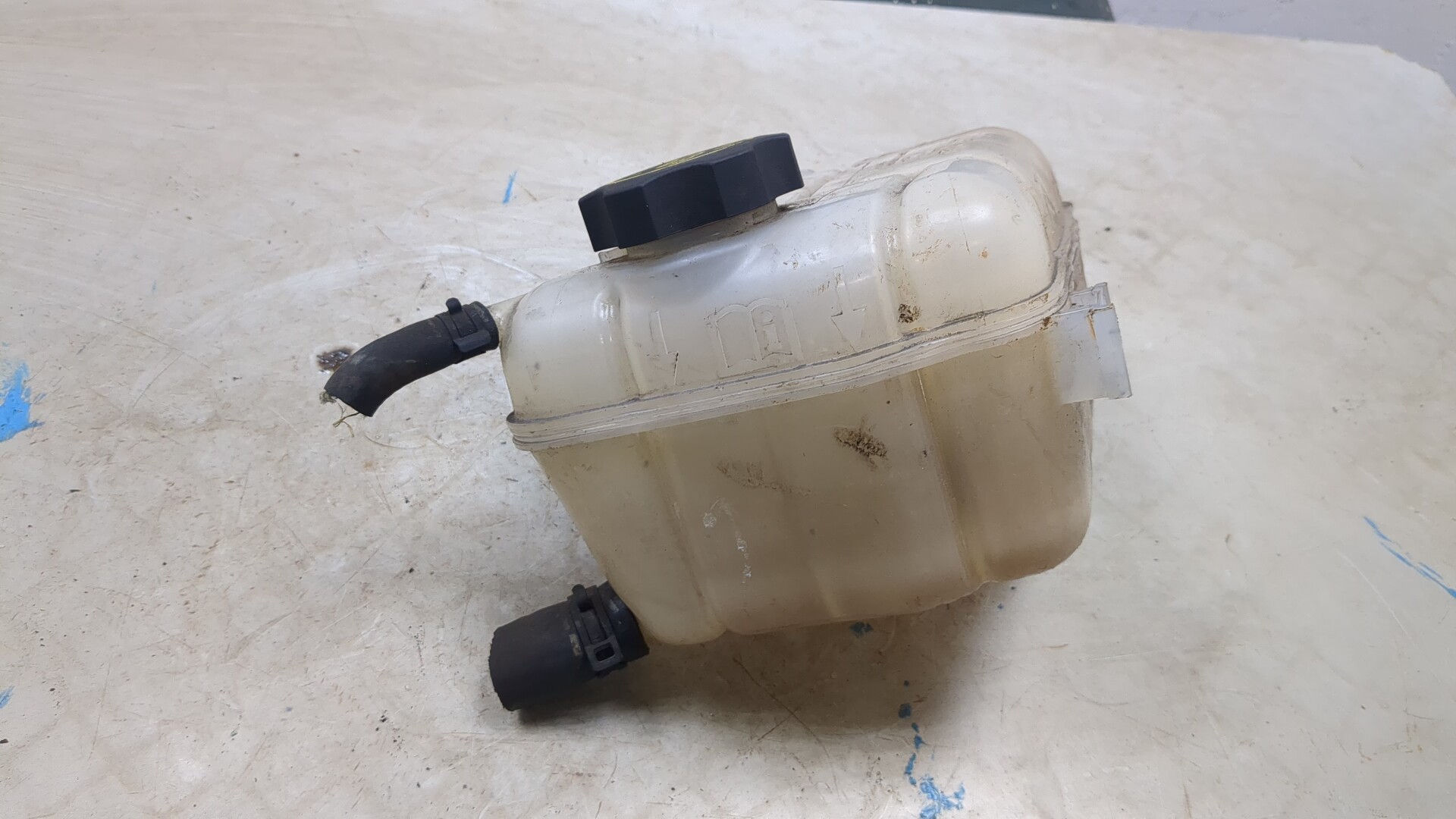 Бачок расширительный