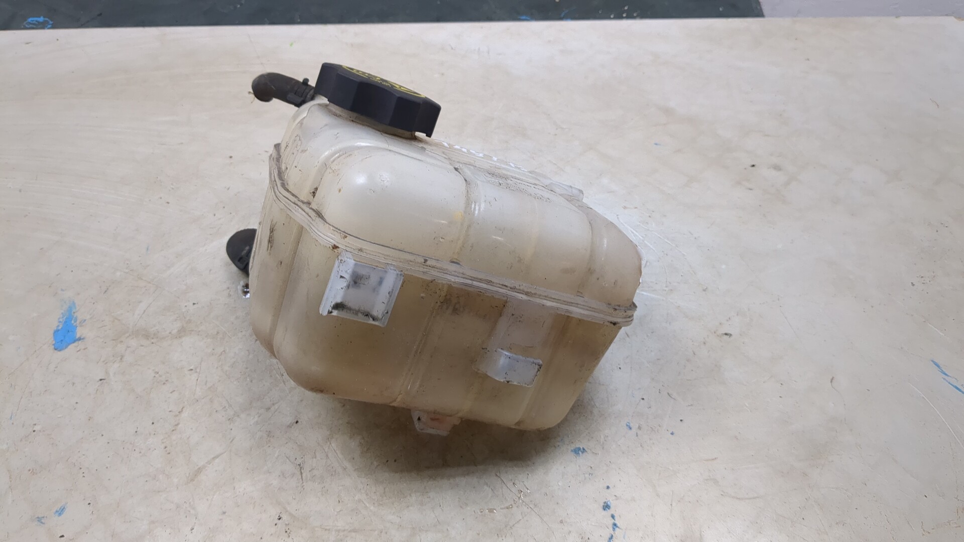 Бачок расширительный