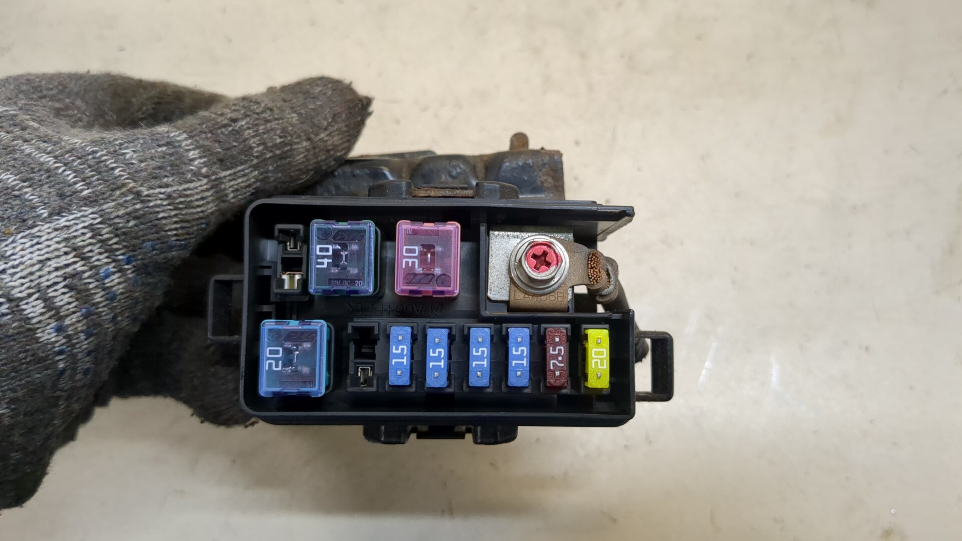 Блок предохранителей