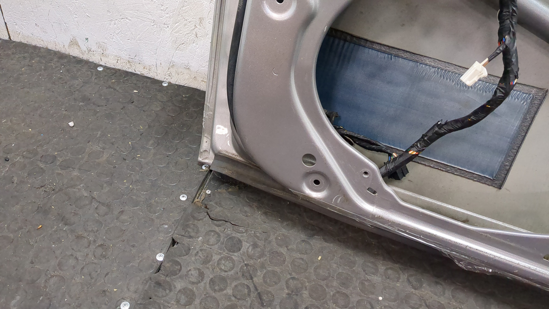 Дверь передняя правая