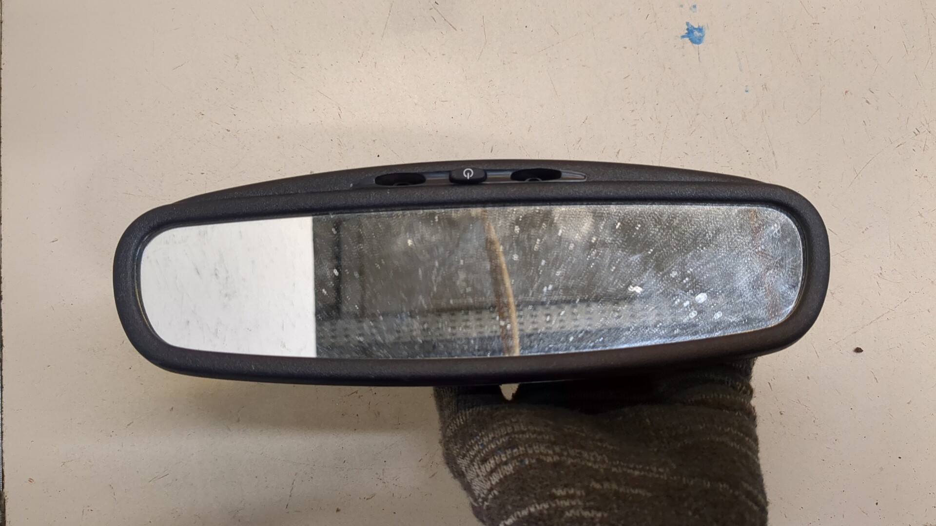 Зеркало заднего вида