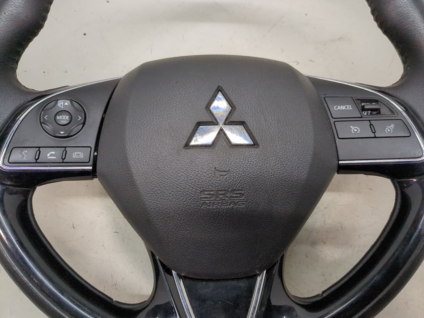 Рулевое колесо (руль)