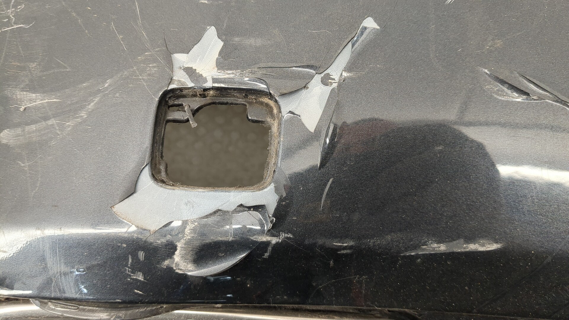 Бампер задний