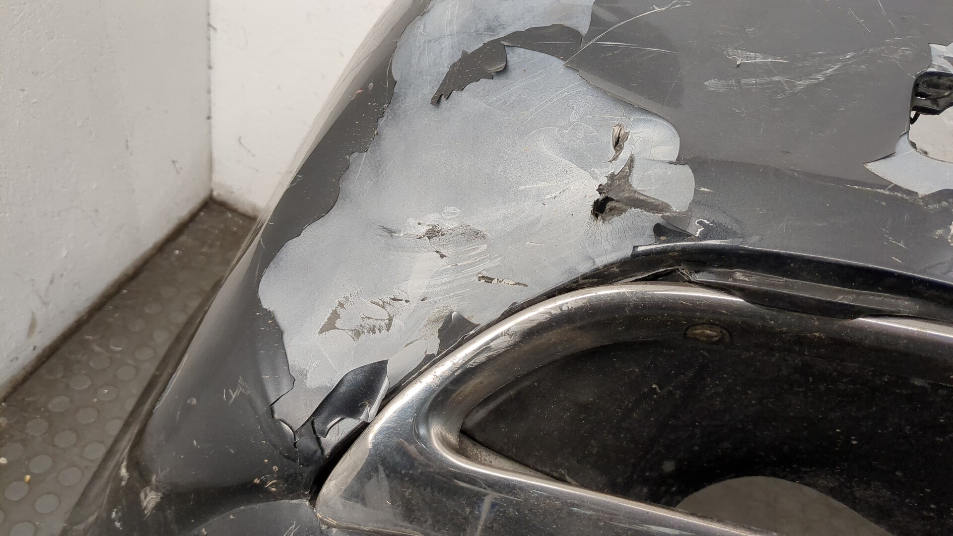 Бампер задний