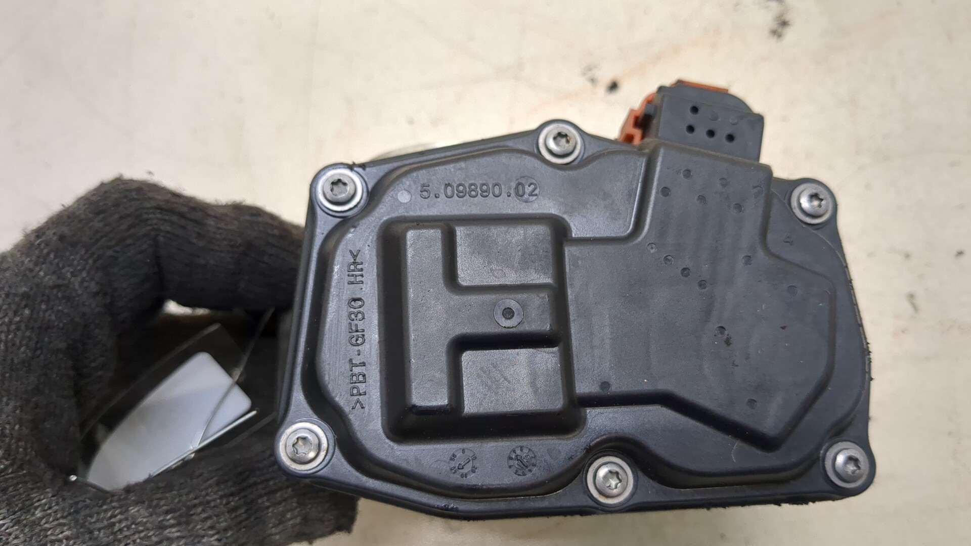 Заслонка дроссельная электрическая