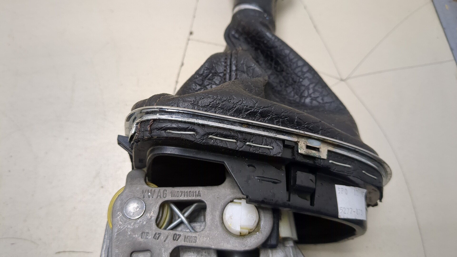 Кулиса МКПП / АКПП