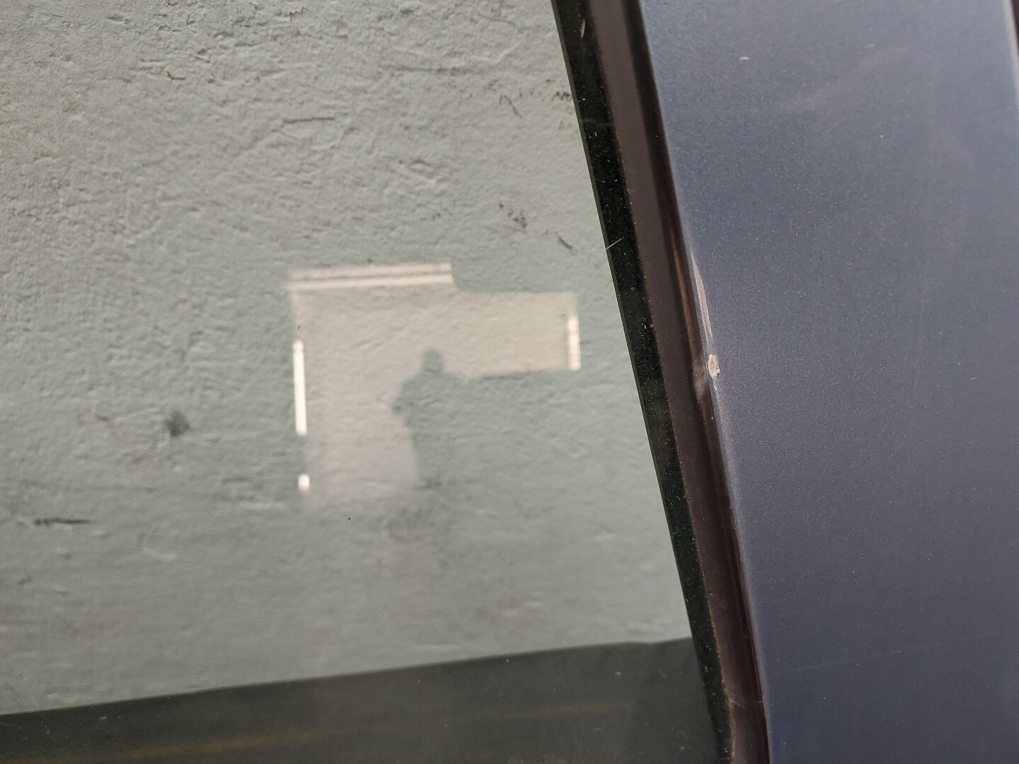 Дверь задняя правая