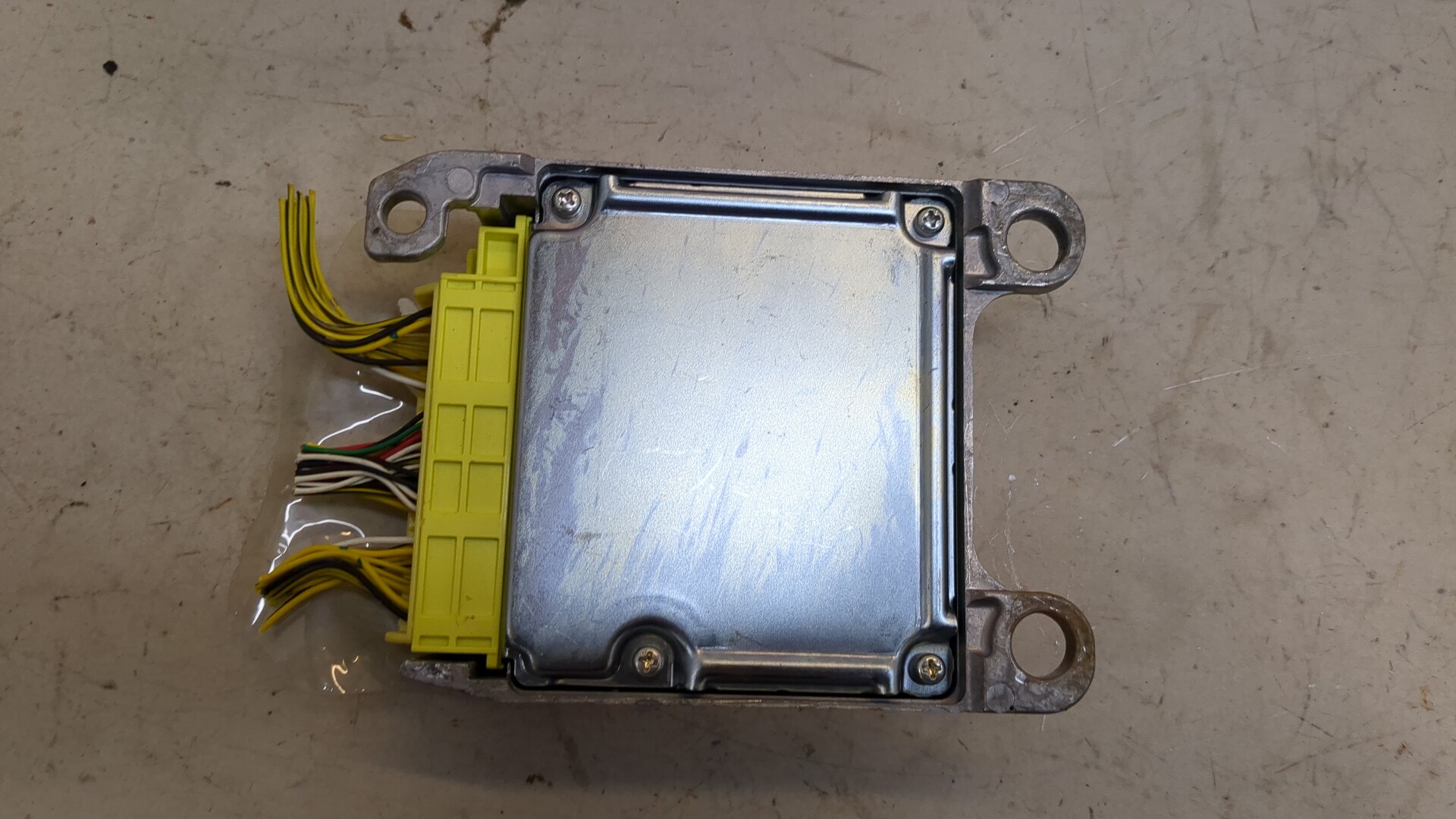 Блок управления подушек безопасности (AIR BAG)