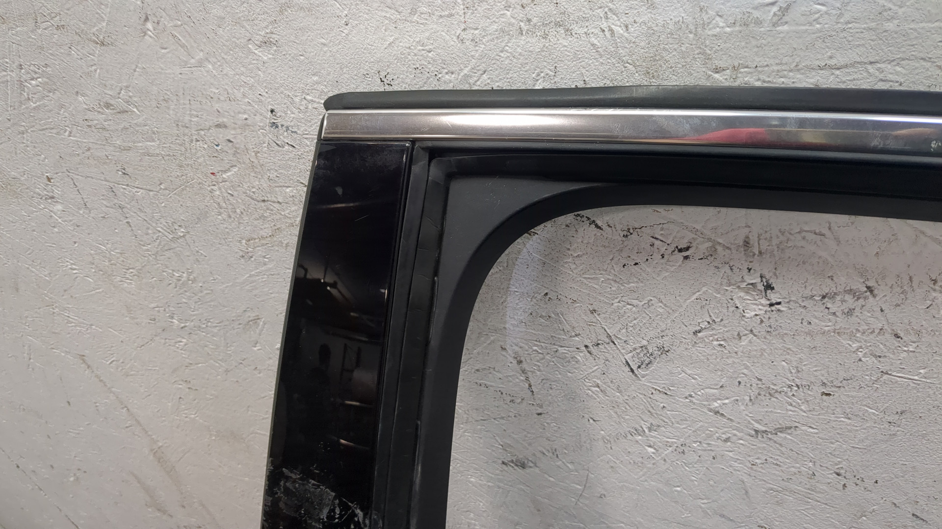 Дверь задняя левая