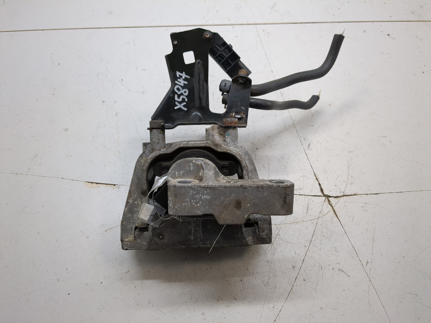 Опора двигателя