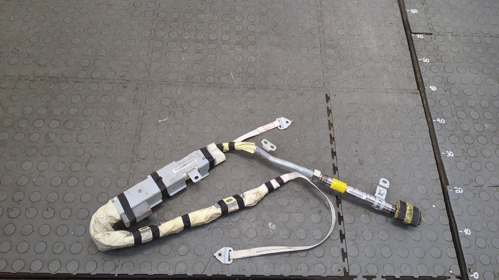 Подушка безопасности боковая (шторка)