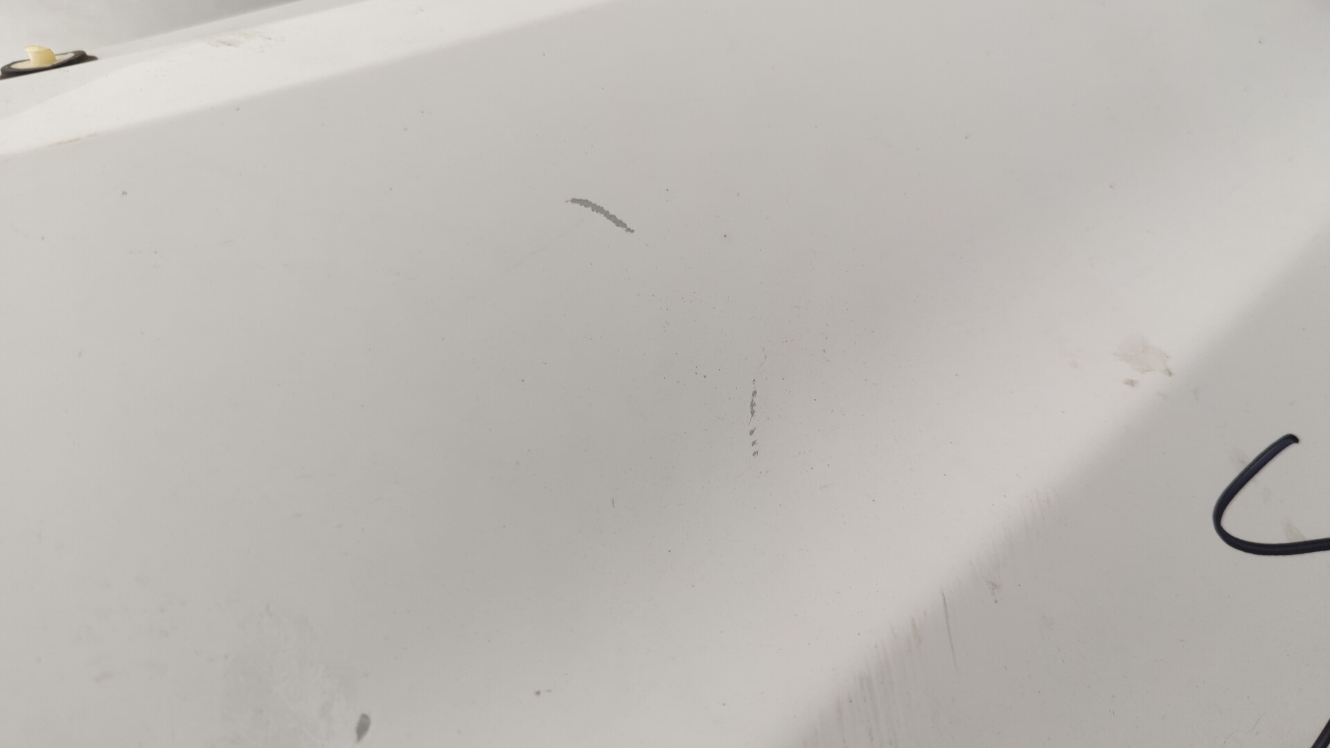 Крыло переднее правое