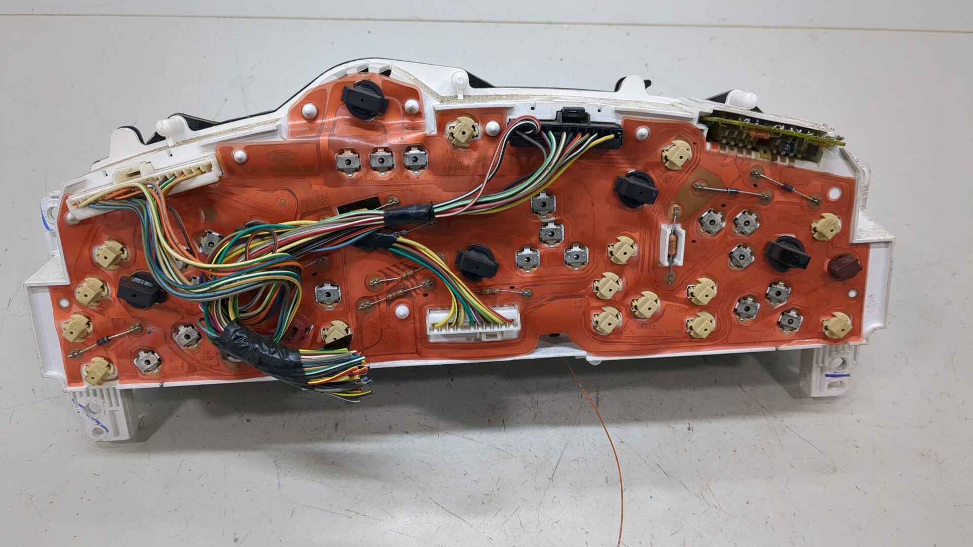 Панель приборов