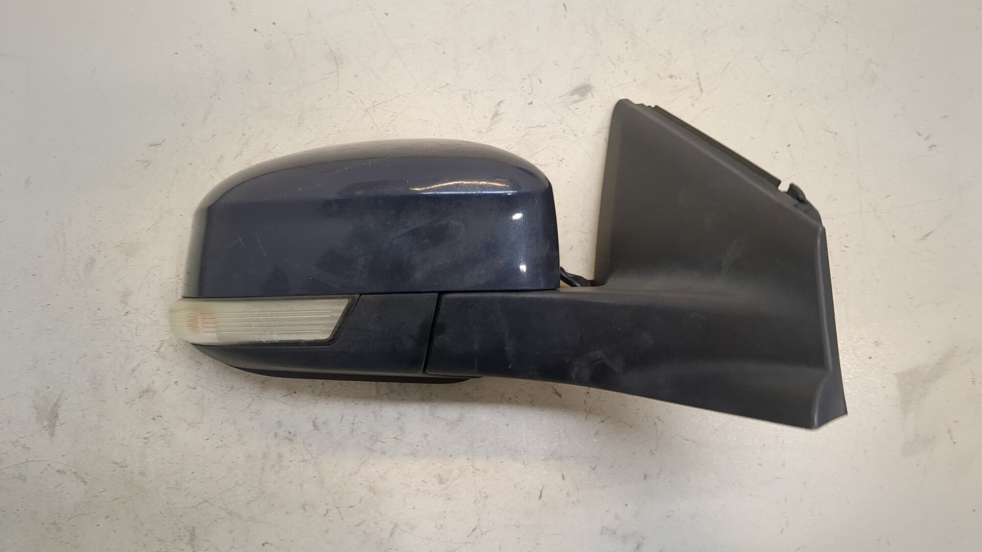 Зеркало правое электрическое