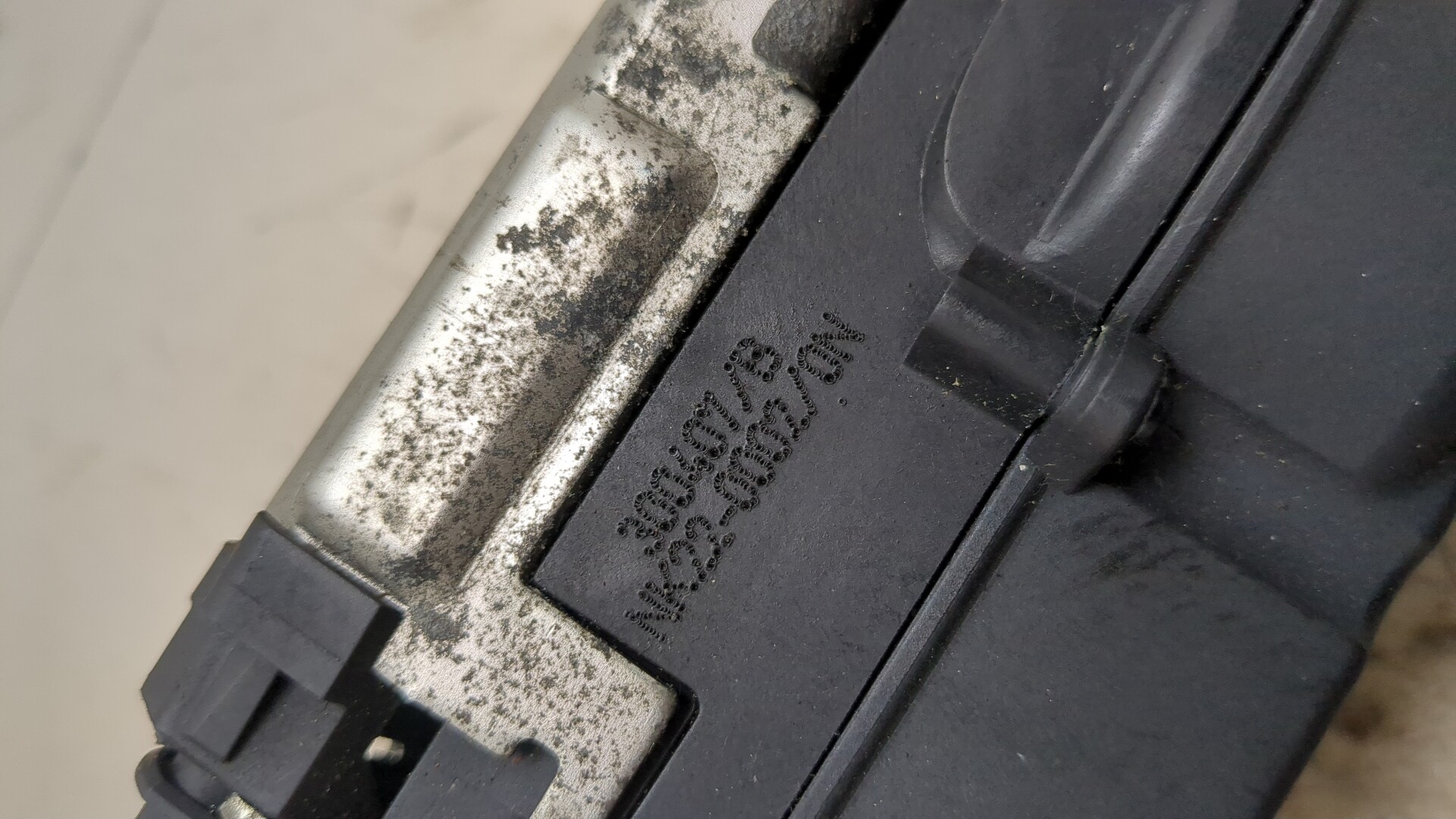 Замок багажника