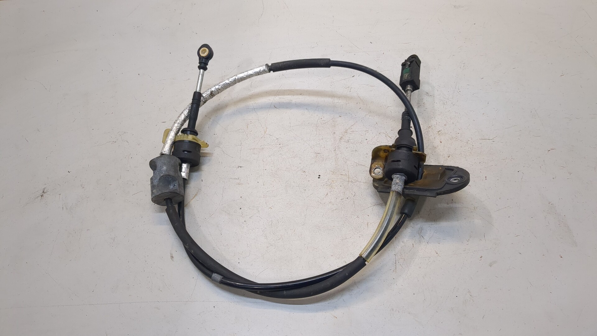 Трос КПП (выбора/переключения передач)