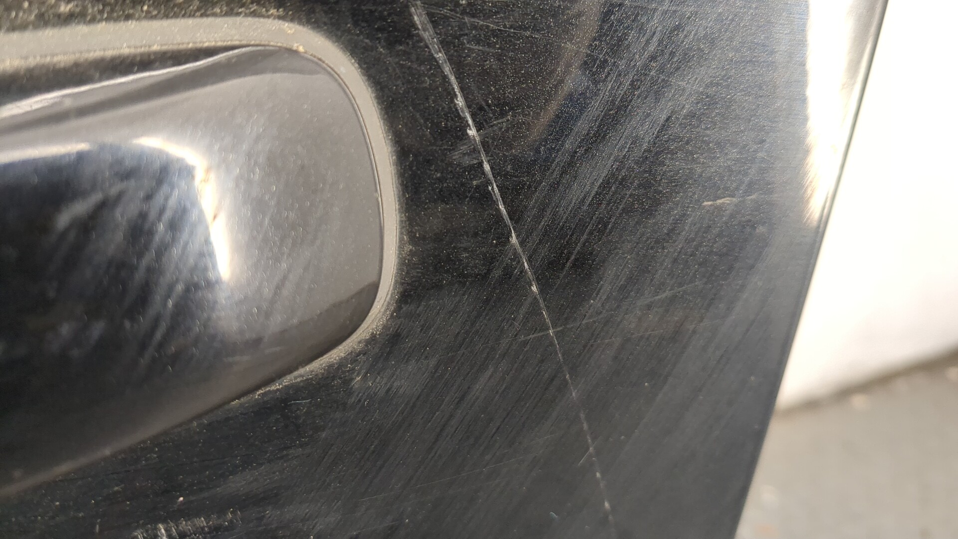 Дверь передняя левая