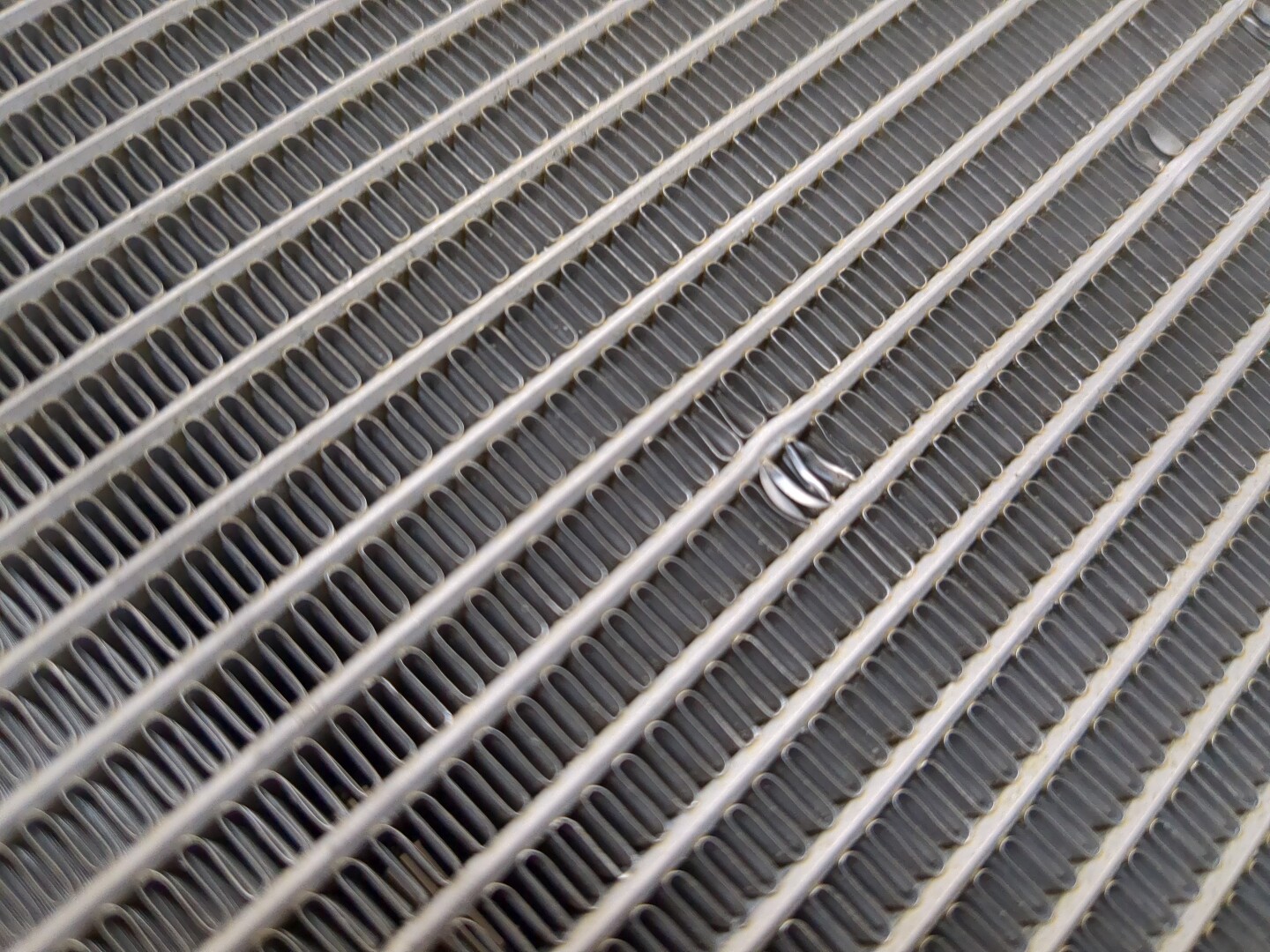 Радиатор кондиционера / конденсер