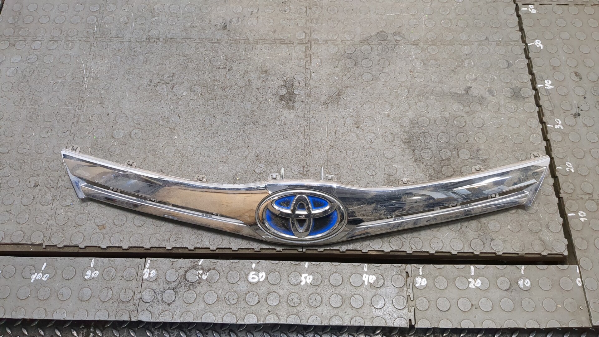 Решетка радиатора