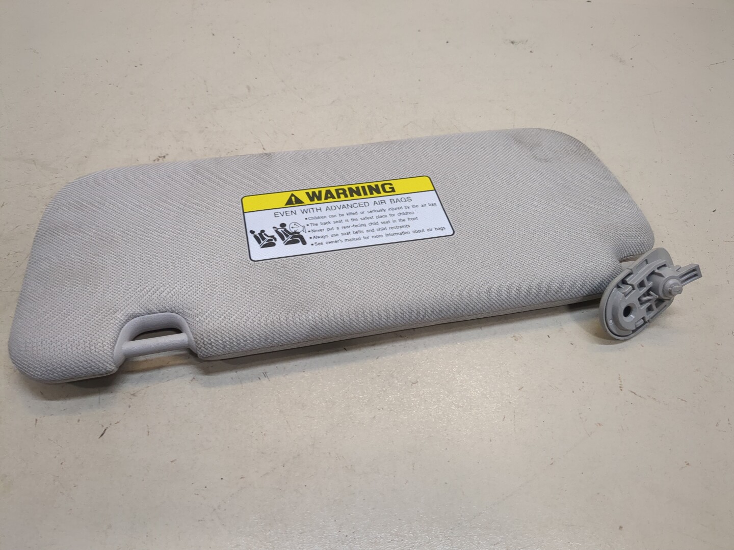 Козырек солнцезащитный