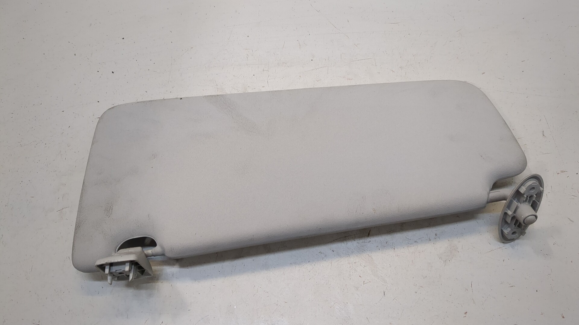 Козырек солнцезащитный