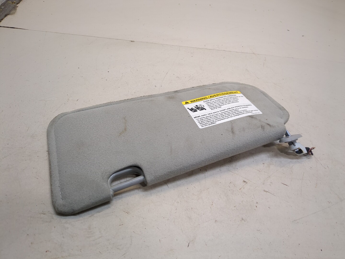 Козырек солнцезащитный