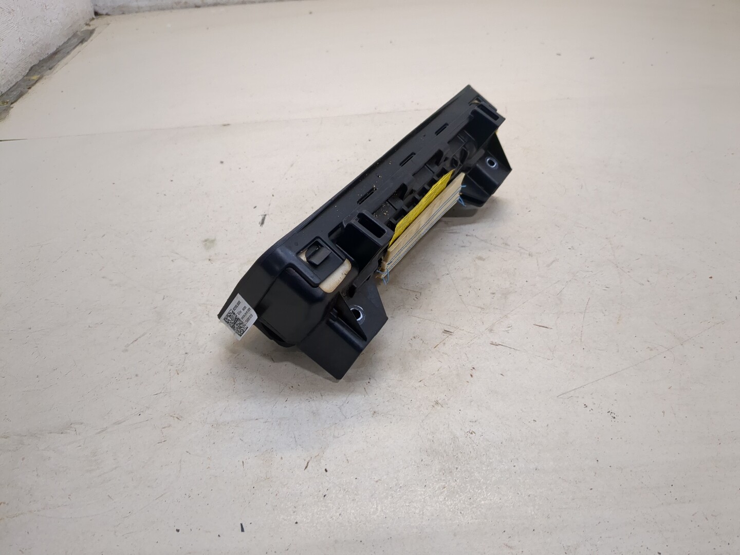 Подушка безопасности нижняя (для колен)