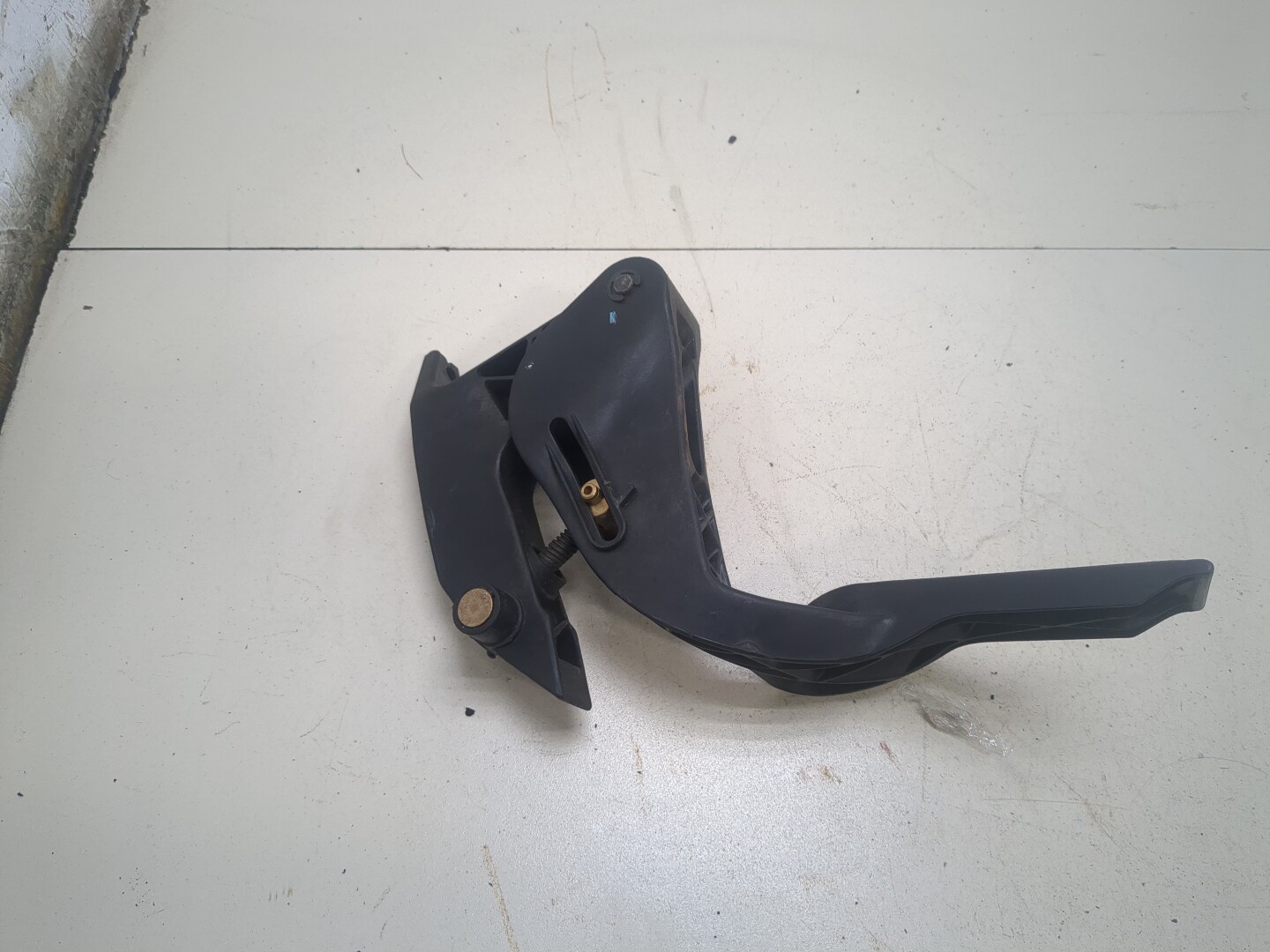 Педаль газа