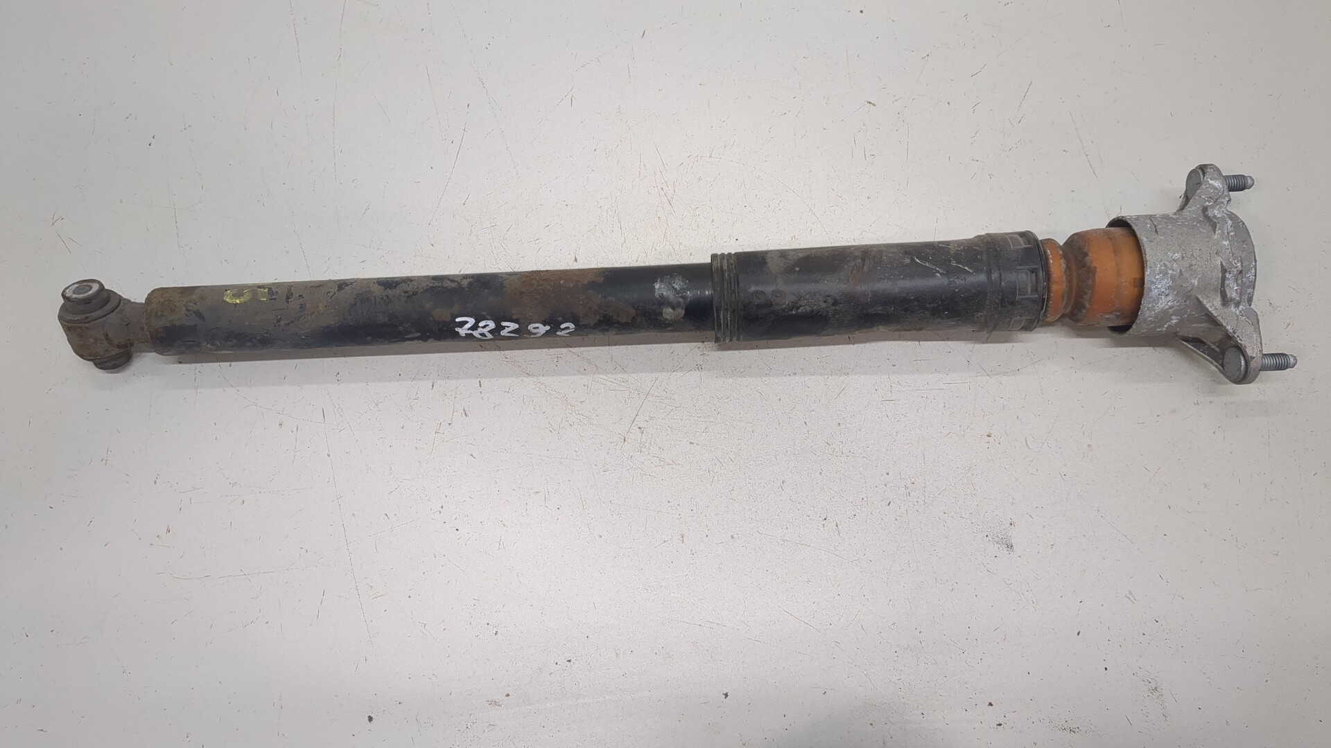 Амортизатор задний (стойка)