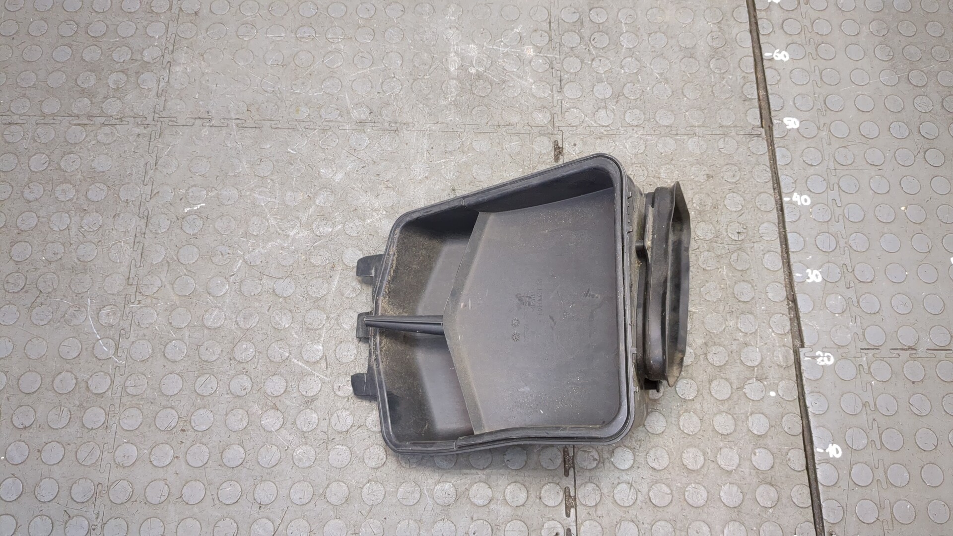 Воздухозаборник (внутри)