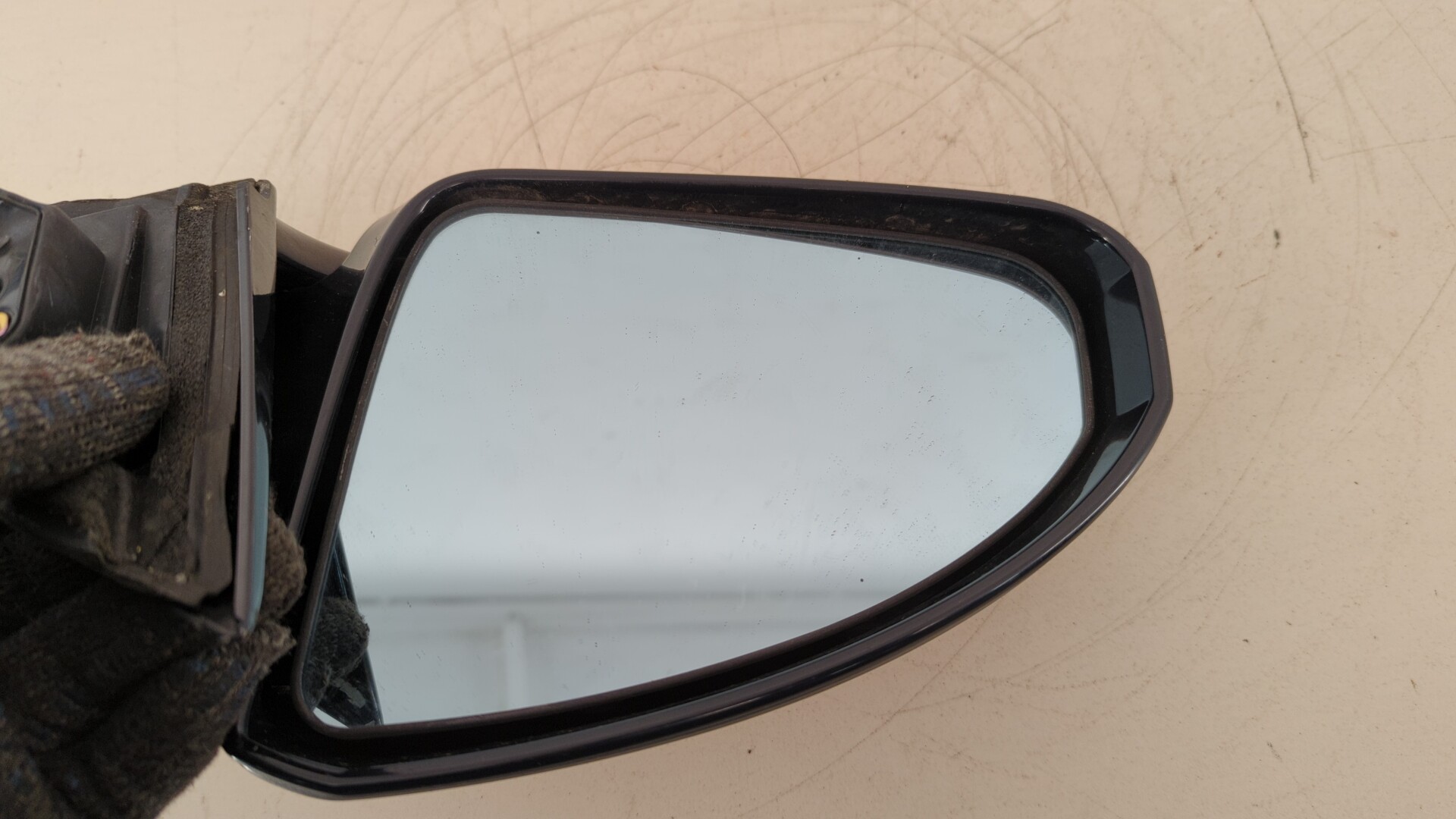 Зеркало левое электрическое