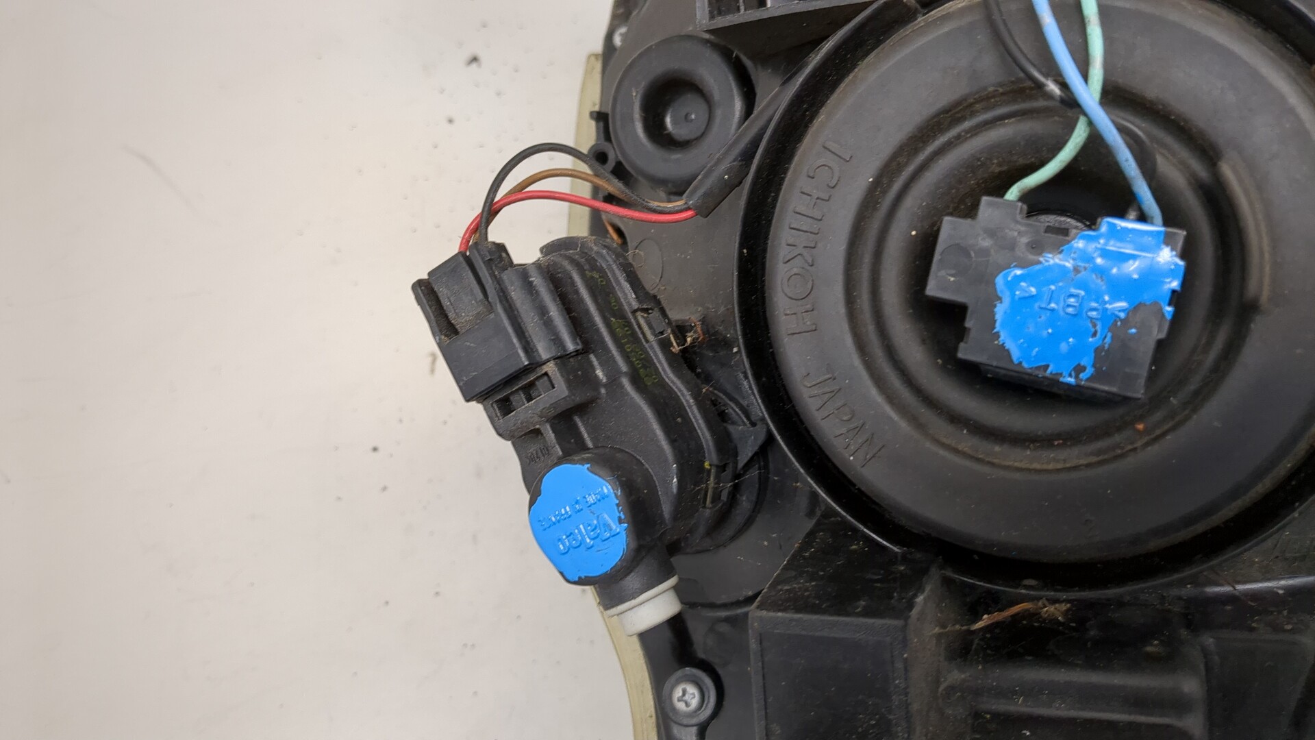 Фара правая