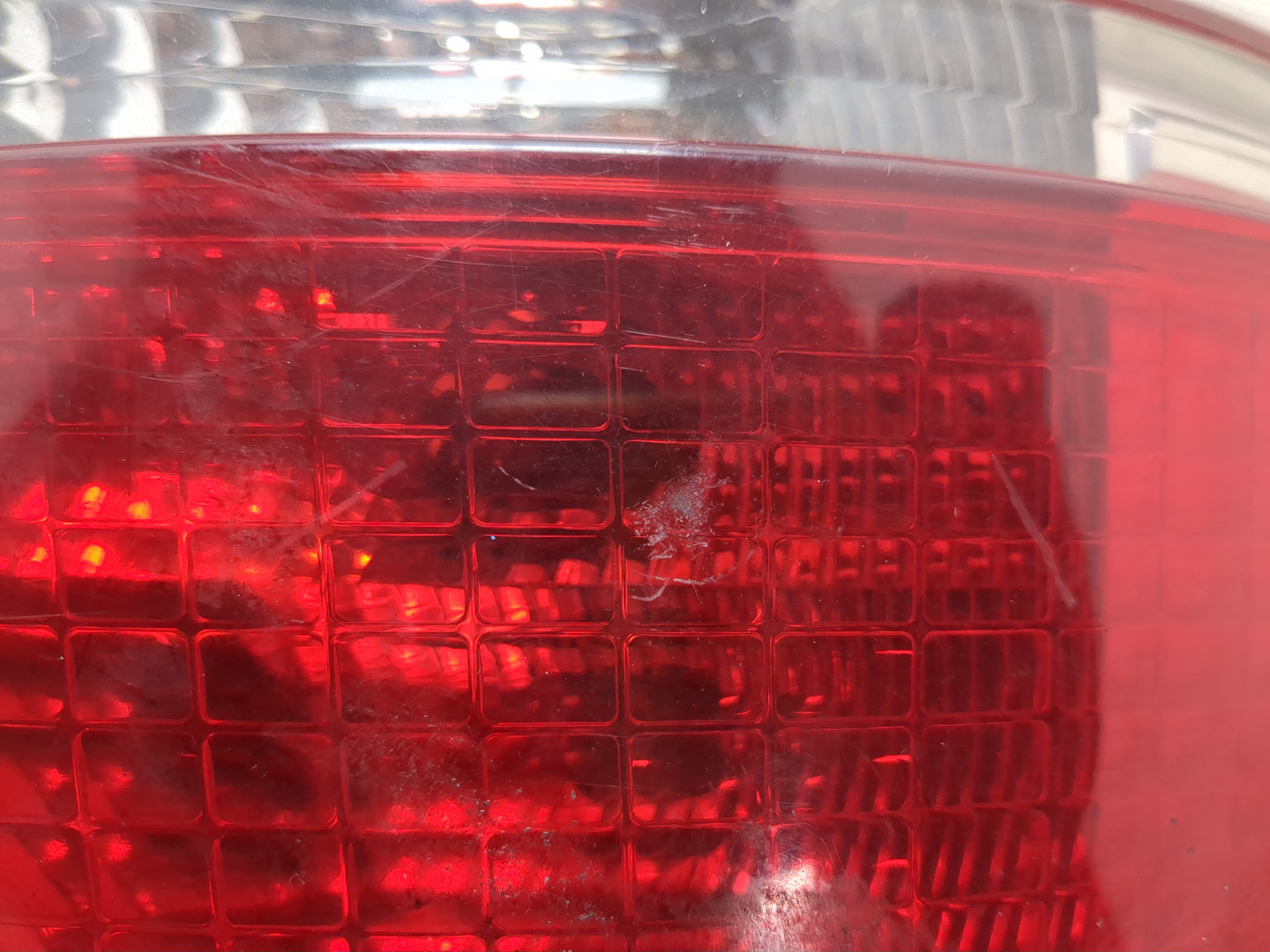 Фонарь задний левый