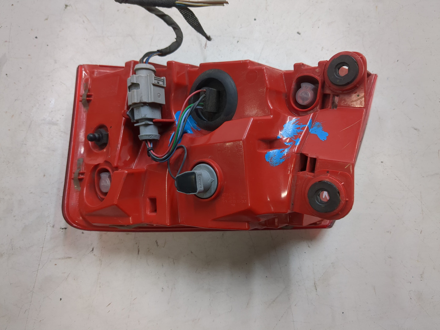 Фонарь задний левый