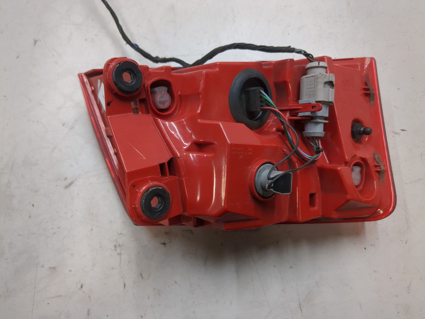 Фонарь задний правый