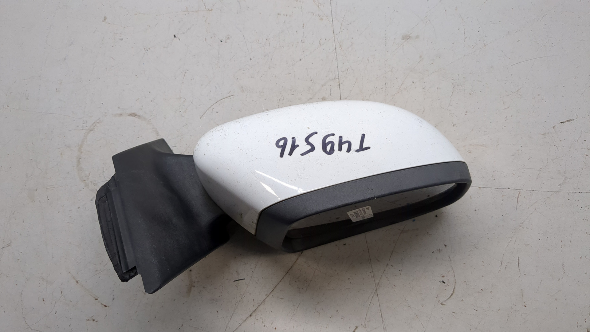 Зеркало правое электрическое