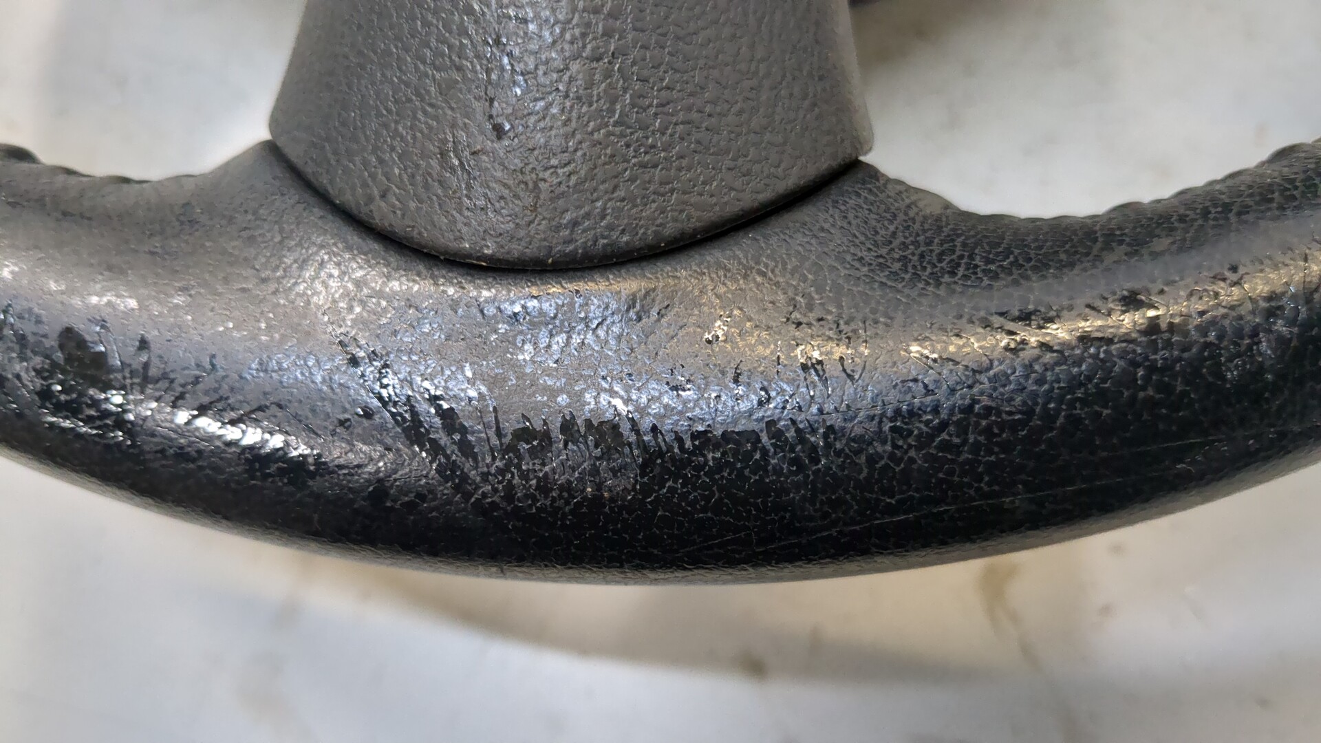 Рулевое колесо (руль)