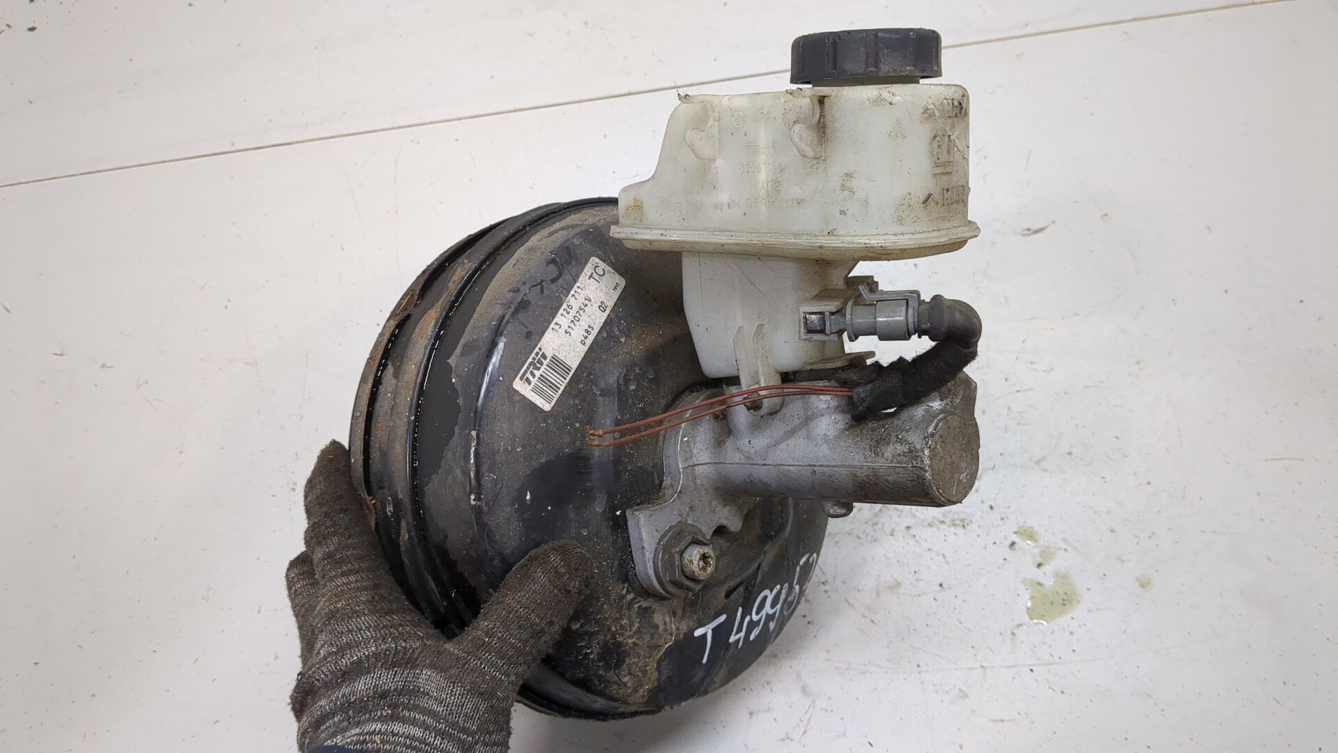 Цилиндр тормозной главный