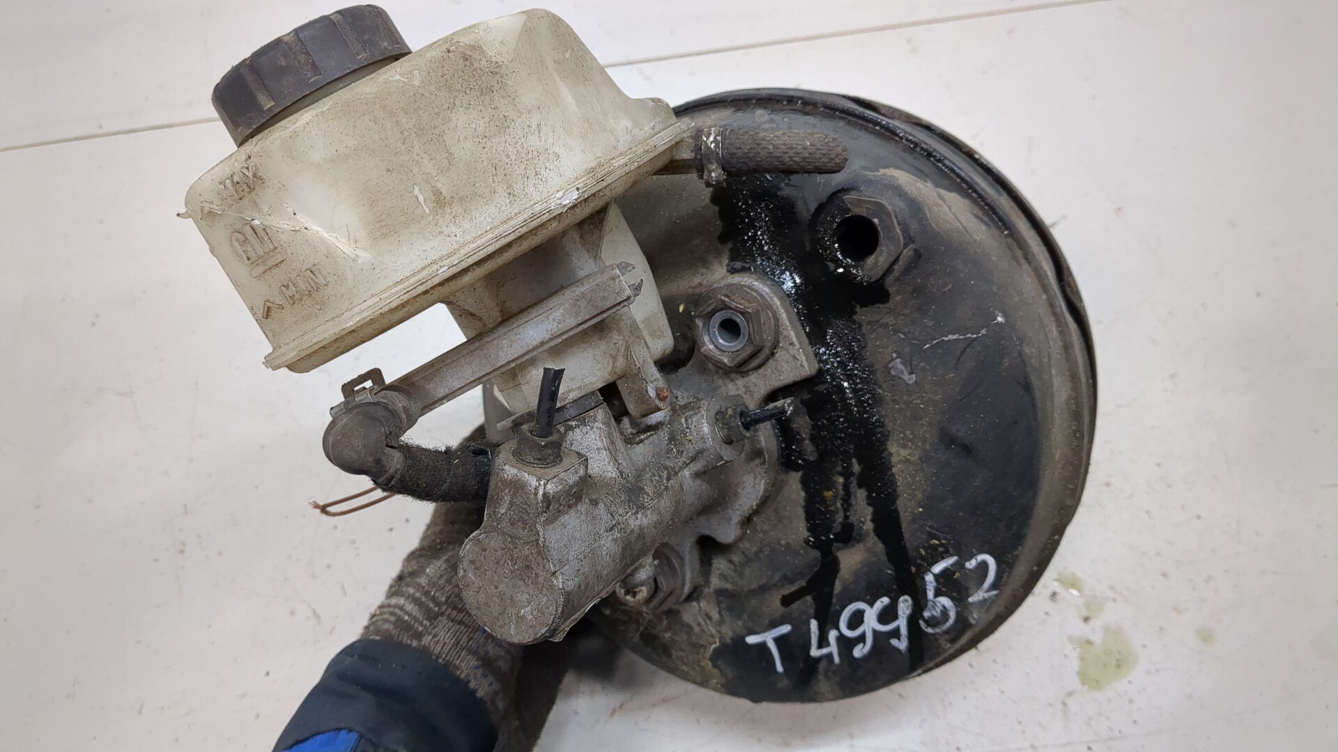 Цилиндр тормозной главный