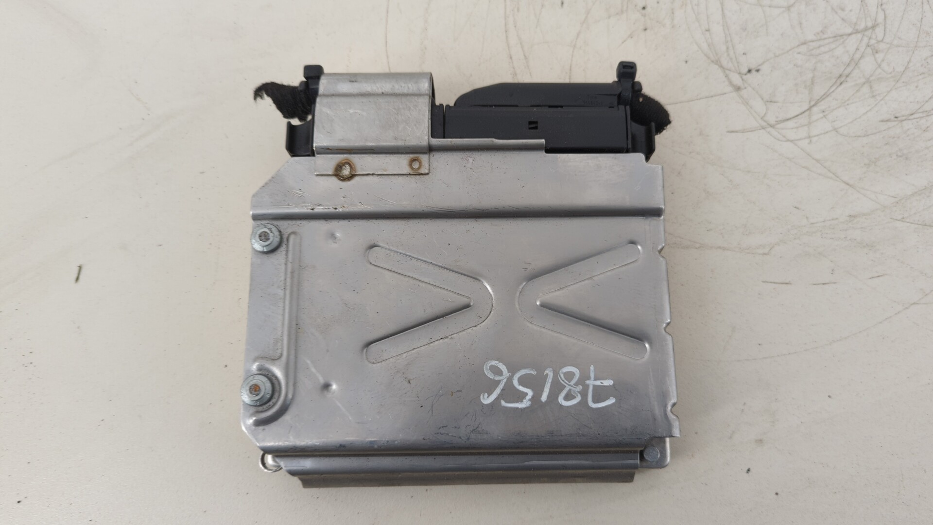 Блок управления двигателем