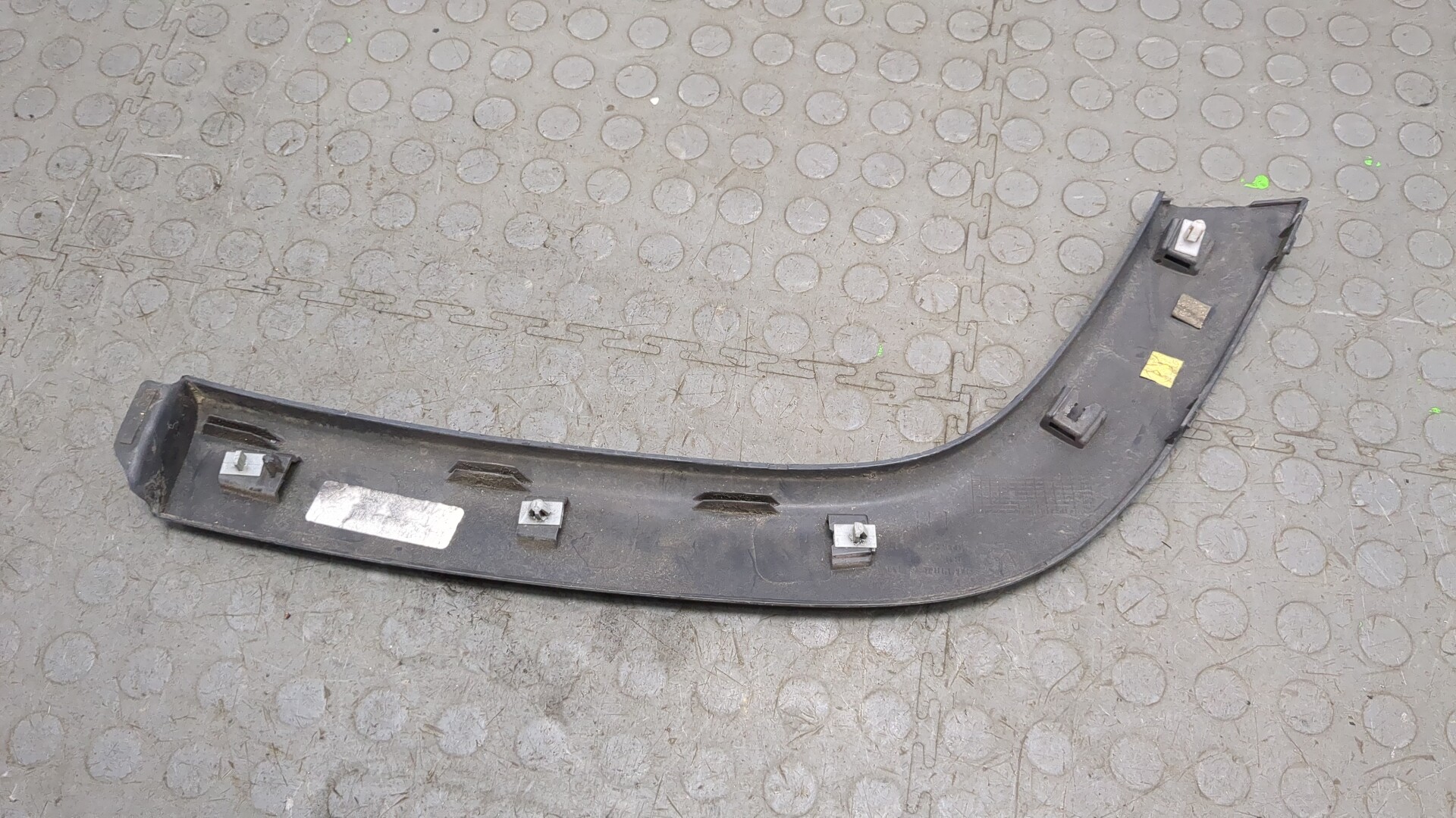 Молдинг двери