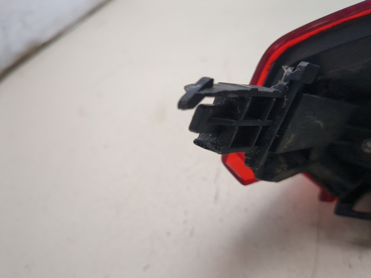 Фонарь задний левый