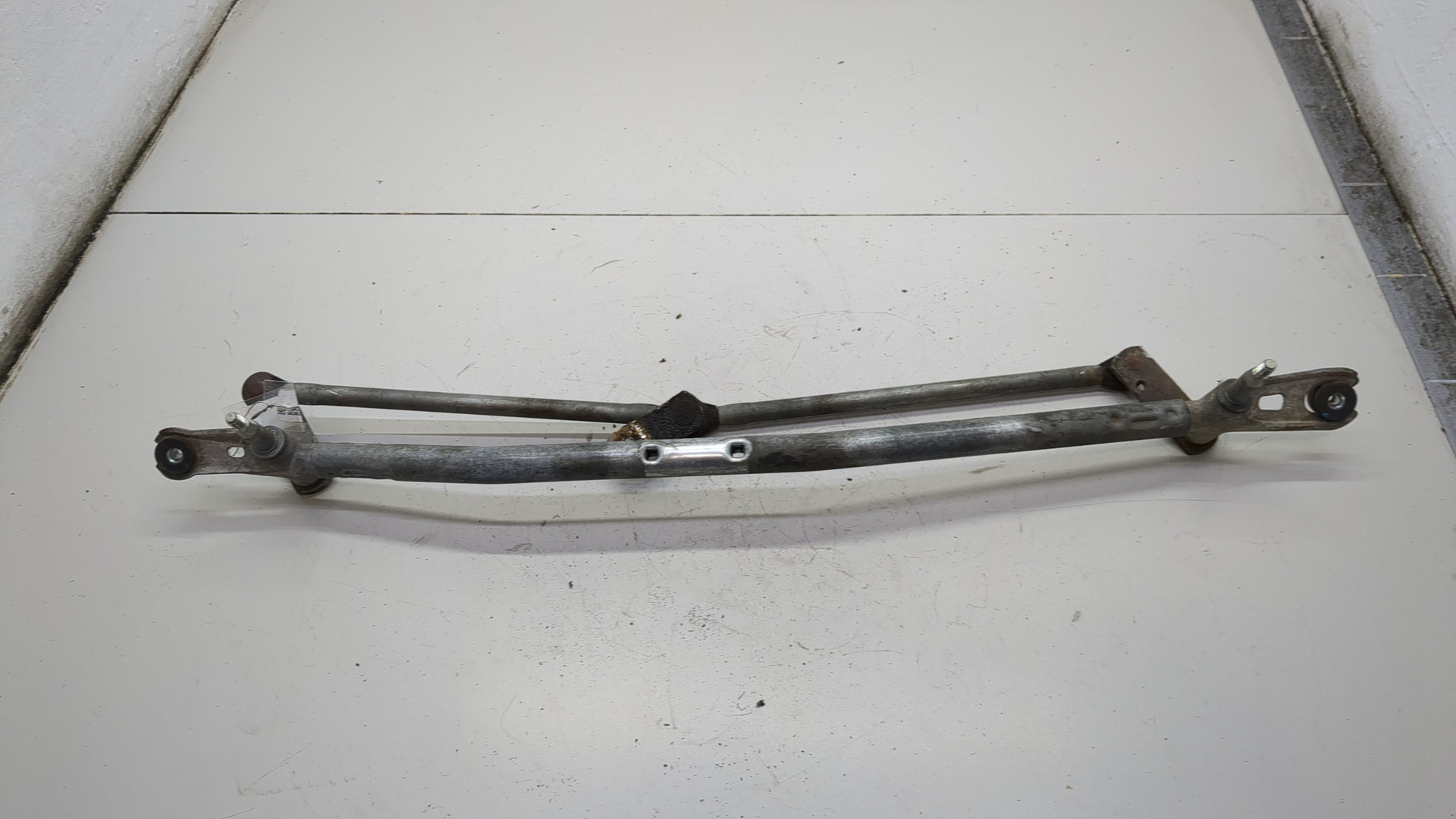 Трапеция стеклоочистителей