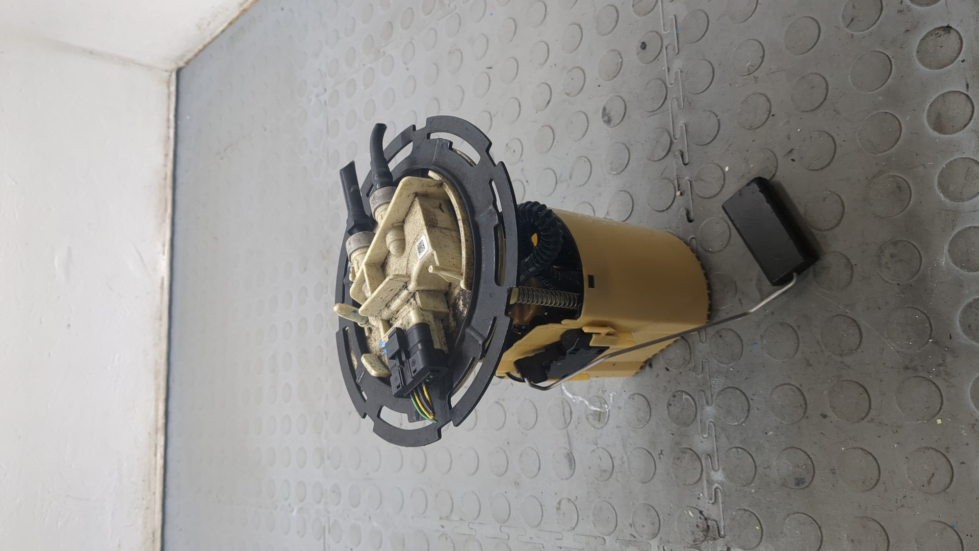 Насос топливный электрический