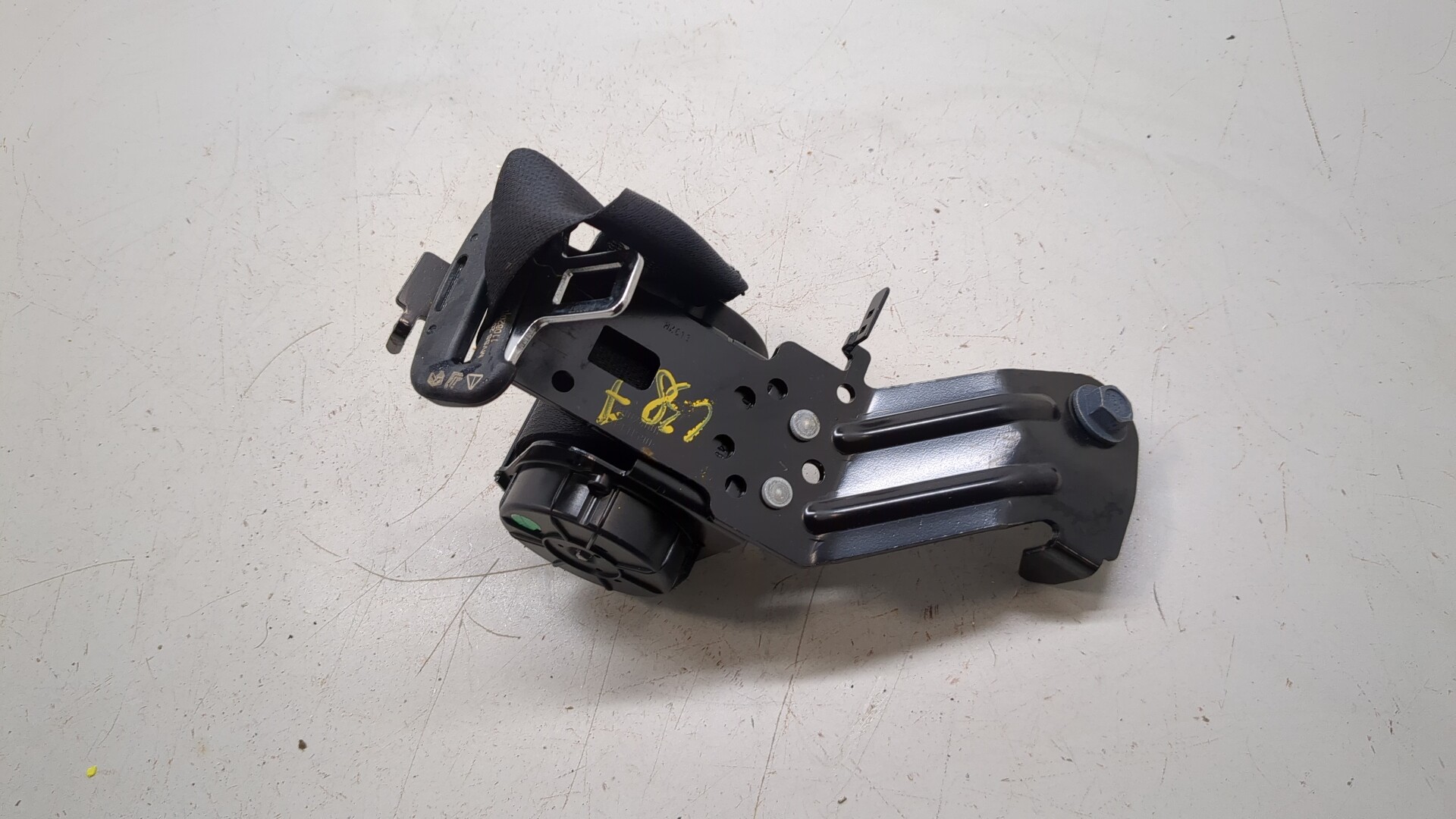 Ремень безопасности